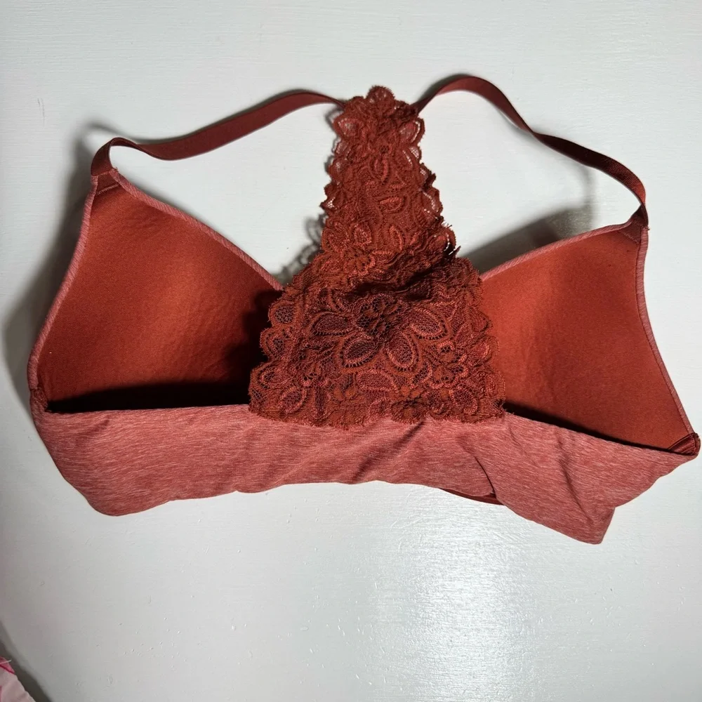 Aerie Women’s Happy Lace Wireless Push-up Bralette Lace Back Sz 34C‎